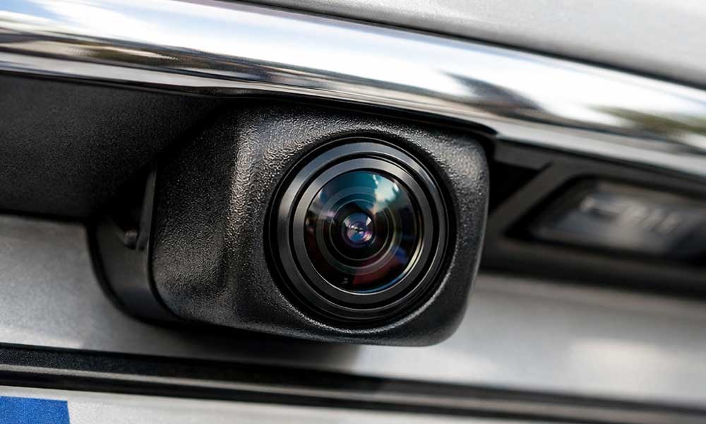 دوربین-دنده-عقب-ماشین-چیست؟